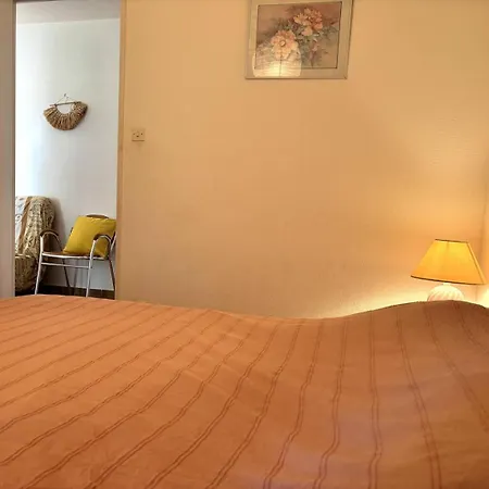 Hye680-a26 T3 Rez De Jardin 4 Personnes * Hyères