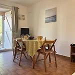 Apartment Hye680-a26 T3 Rez De Jardin 4 Personnes *