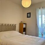 Hye680-a26 T3 Rez De Jardin 4 Personnes *