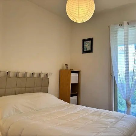 Hye680-a26 T3 Rez De Jardin 4 Personnes *